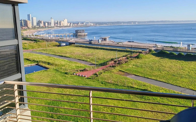 Ocean Whisper, 180 degree Ocean View, 605 Quayside