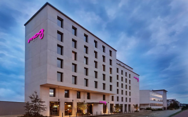 Moxy Rapperswil, a Marriott Hotel