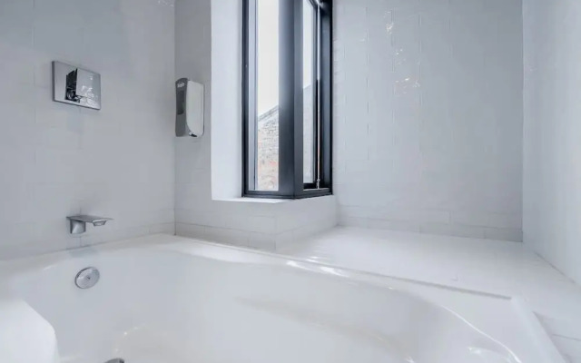 w Contemporary 1BR in Plaza Catedral