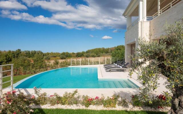 Villa Blanche By ILC