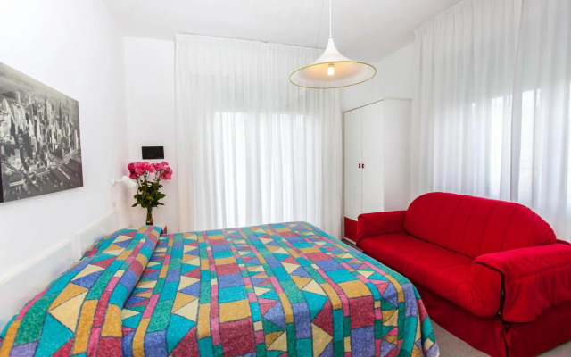 Wally Hotel