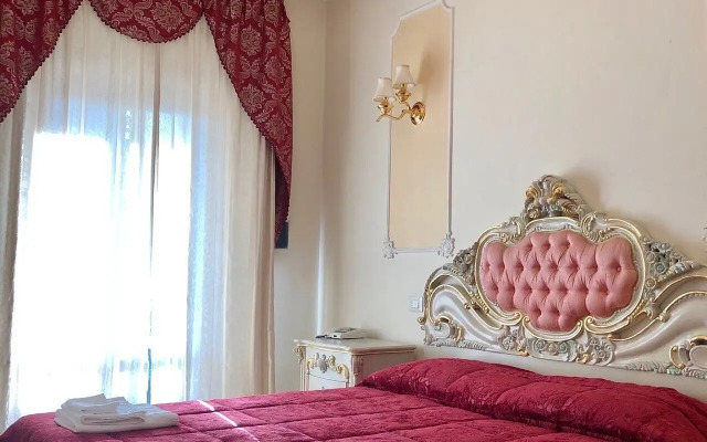 Colosseo Rooms Imperial Rome