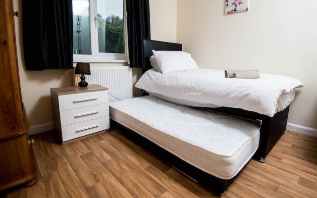 Round Park Annexe
