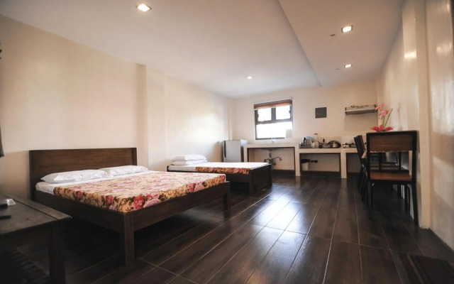 Pine Breeze Cottages