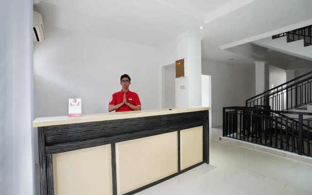 OYO 306 Koen Residence