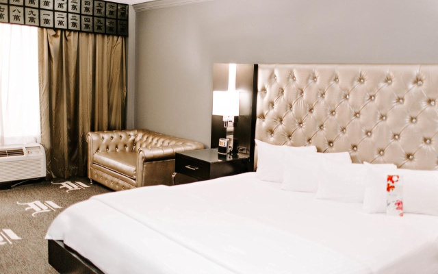 Holiday Inn Select North Dallas