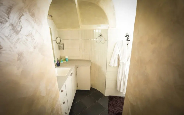 Western Wall Luxury House