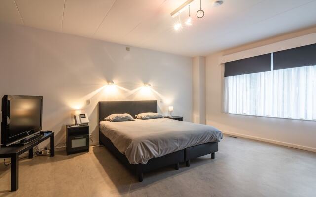 Villa in Heusden With Balcony, Terrace & Garden