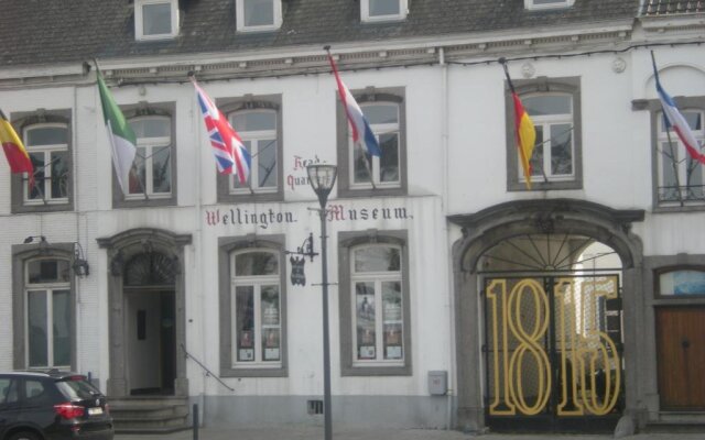 hotelImage