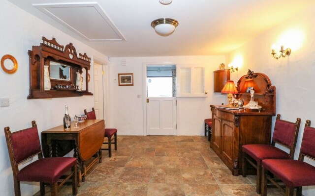 Woodleigh Cottage