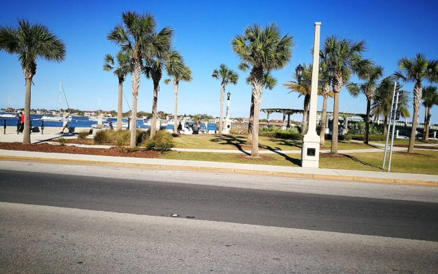 Merida Inn and Suites