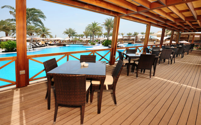 Al Bander Hotel & Resort