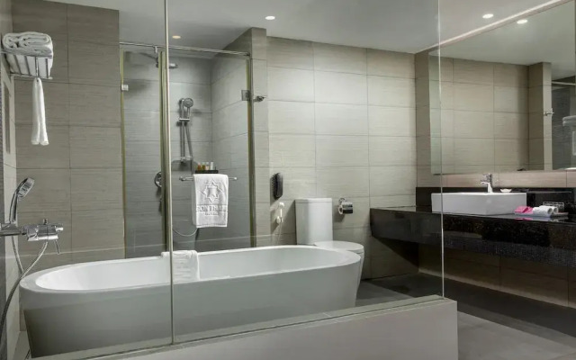 Yangon Thanlwin Hotel