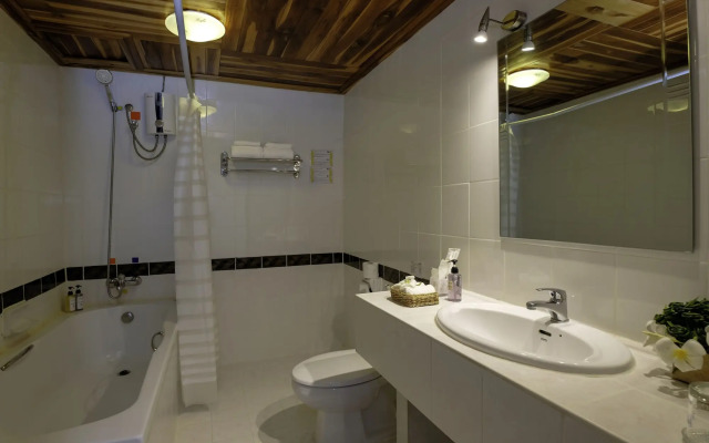 Pakse Hotel & Restaurant