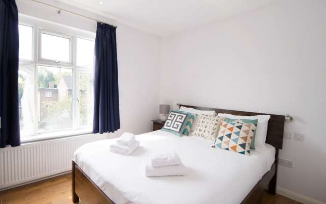 Bright 1 Bedroom Apartment in Kilburn