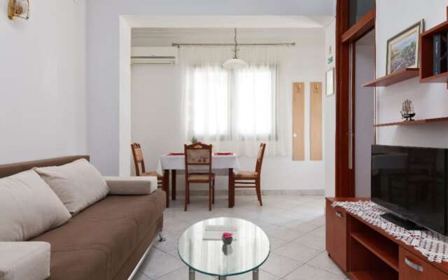 Tihi Val Apartments