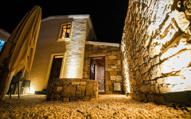 İrinikos Otel