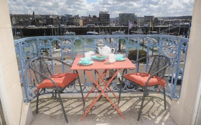 L'Anvers vue port de plaisance