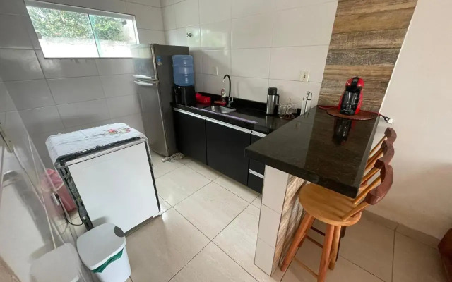 Casa Duplex 2 quartos com amplo quintal