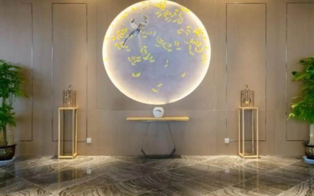 the Hidden House (Guiyang Guanshan Lake)