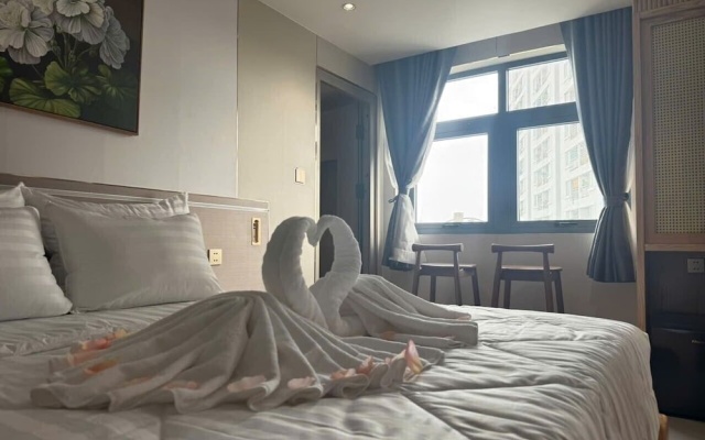 Leonora Hotel – Guest Rooms – Ho Chi Minh City