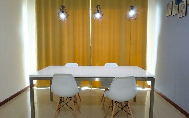 Baywalk Condominium Pluit With Ocean View