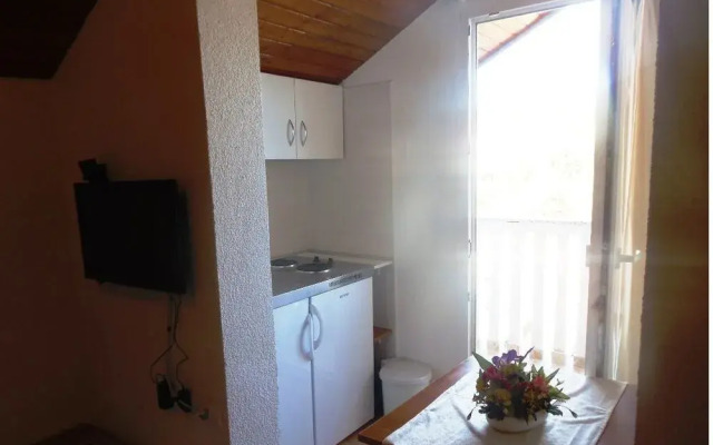 Guest house Brodarica