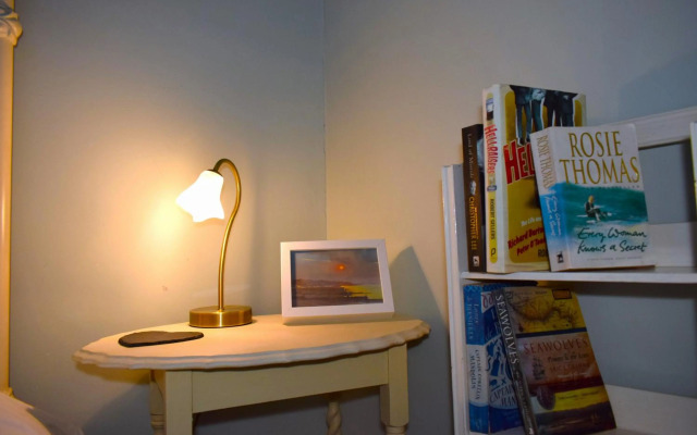 Seascape Retreat with Parking