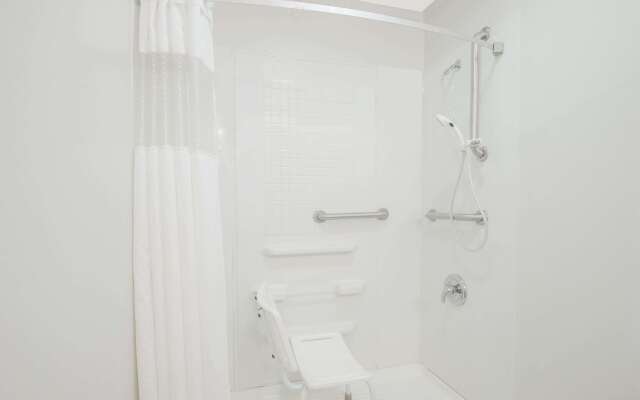 Travelodge by Wyndham Mansfield