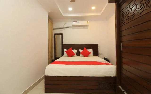 Saba Service Apartments by OYO Rooms