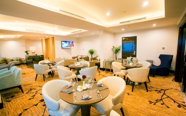 Menara Peninsula Hotel Jakarta
