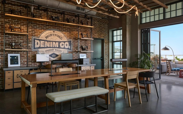 Moxy Charleston Downtown