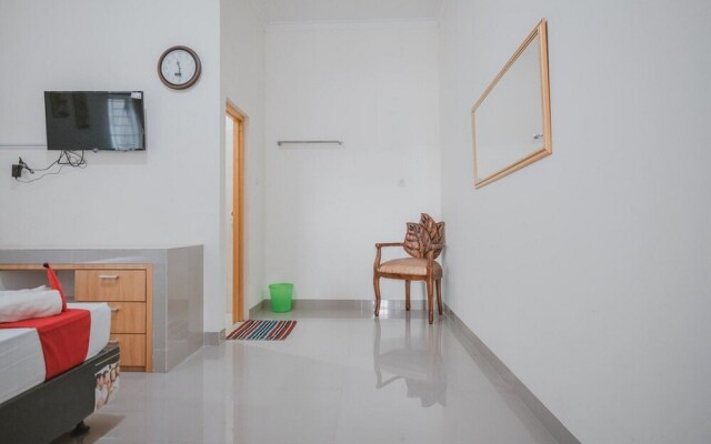 RedDoorz Syariah near Pahoman Stadium Lampung