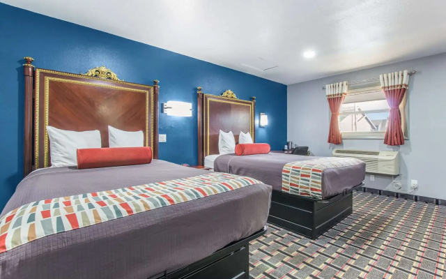 Knights Inn and Suites Salem