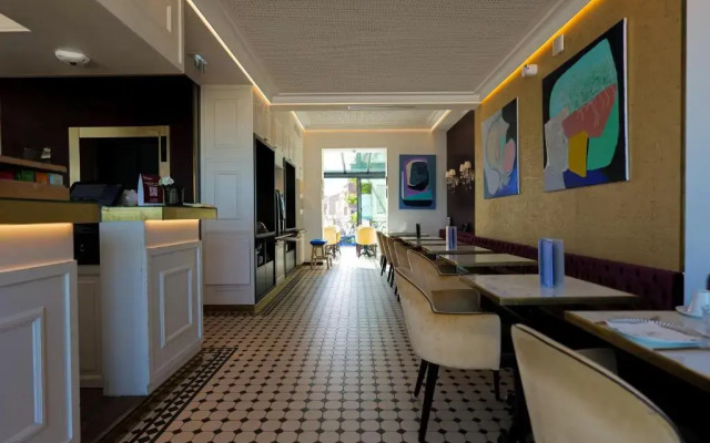 Hotel Merveilleux Côté Mer