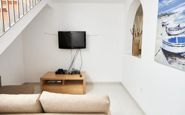 Casa Indiana - LH110 By Villas Now Ltd