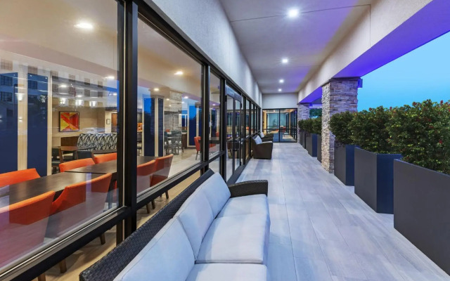 HI Express El Paso Downtown by IHG