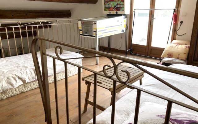 Villa With 4 Bedrooms in Althen-des-paluds, With Private Pool, Enclose