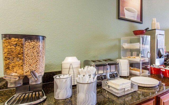 Red Roof Inn Atlanta Airport NE - Conley