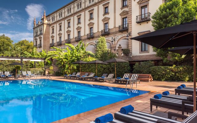 Отель Alfonso XIII, a Luxury Collection Hotel, Seville