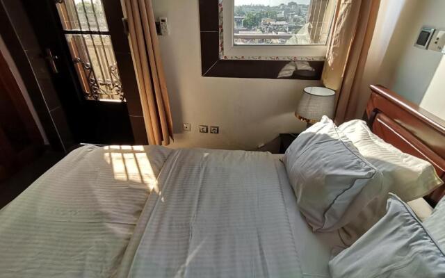 Chambre Hôtelière MB-301B - F1W
