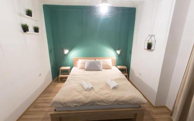 Clover Hostel