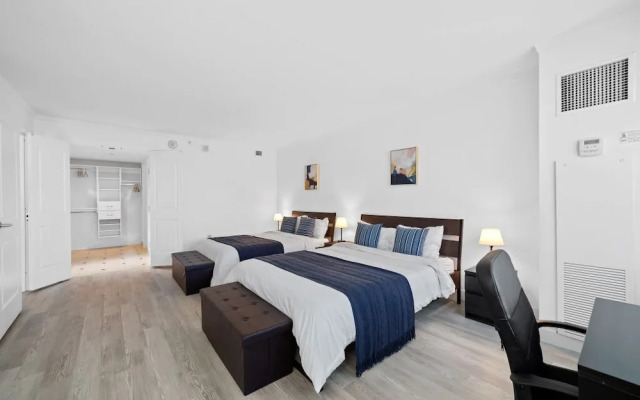 Cozysuites Beachfront 2BR 3BA Condo
