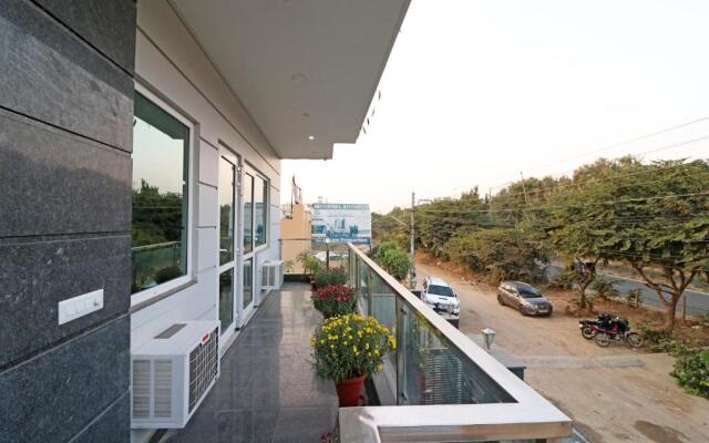 OYO 10200 Hotel The Aroma Residency