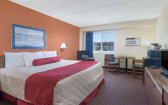 Days Inn by Wyndham Minot