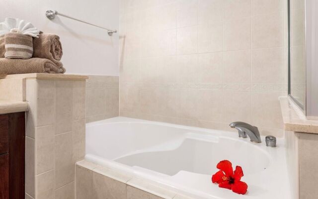 Fairway S Waikoloa J21 2 Bedroom Villa by RedAwning