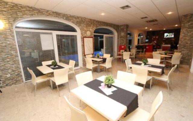 Peris Resort
