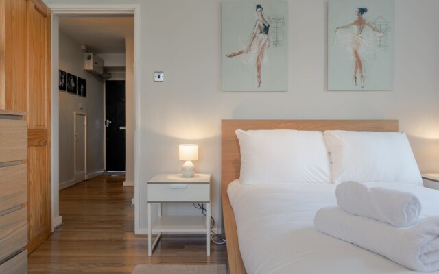 Well-located 2 Bedroom Flat Close To Angel Station