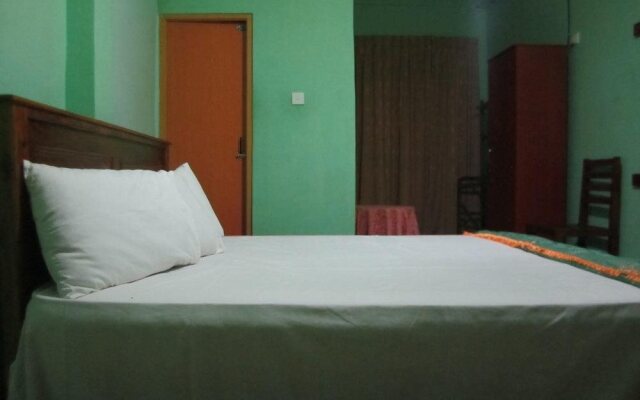 Weligama Holiday Inn