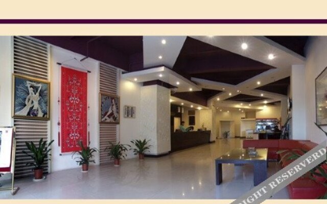 Wuhan Luyi 100 Hotel